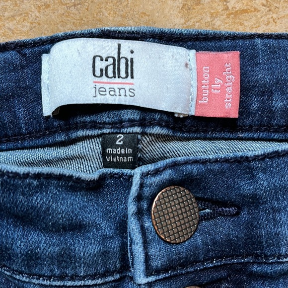 Women’s CAbi Jeans Size 2 - Picture 3 of 5